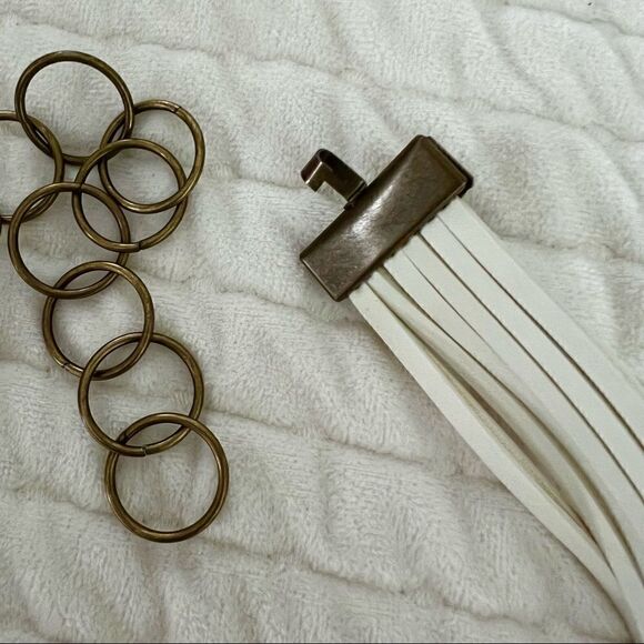 Vintage Boho White Leather Multi Strand Chain Link Belt w/ Wood + Metal Beads - Picture 4 of 4